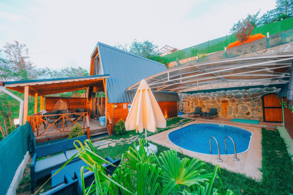 Sapanca Bayraklı Bungalovları