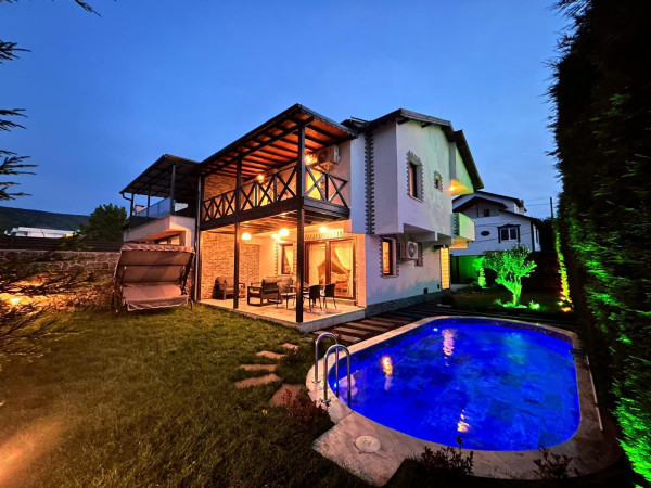 Artes Villa